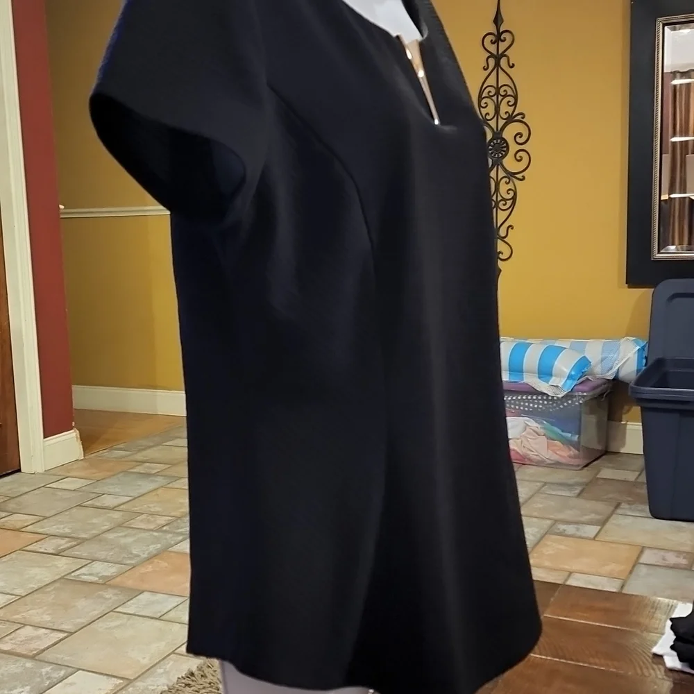 🌺Alyx NWT Peplum Style Top with Gold Metal Detail - Picture 5 of 12